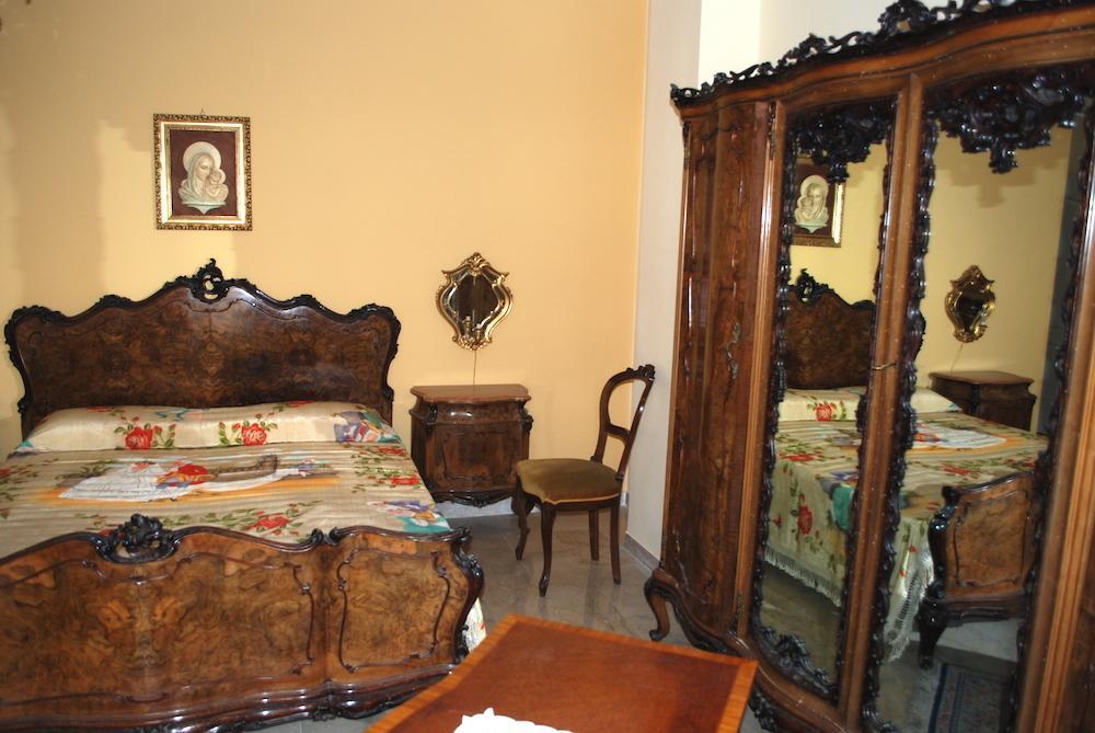 Bed and Breakfast Stanze Barocche Модика Экстерьер фото
