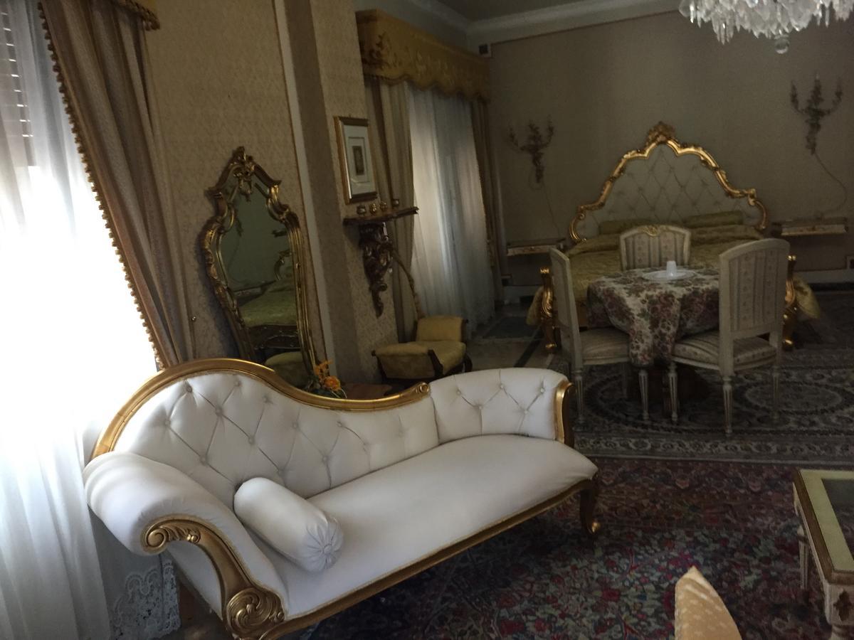 Bed and Breakfast Stanze Barocche Модика Экстерьер фото